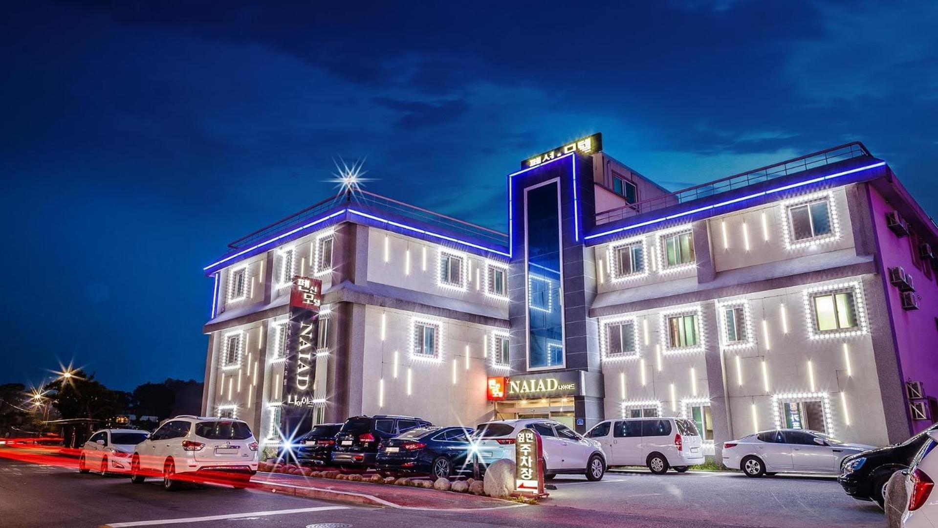 Gangreung Naiadeu Hotel Gangneung Exterior photo